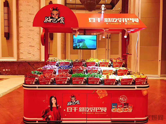 匠心打造,大光展柜私人定制,震撼來襲! 匠心打造,大光展柜私人定制,震撼來襲!